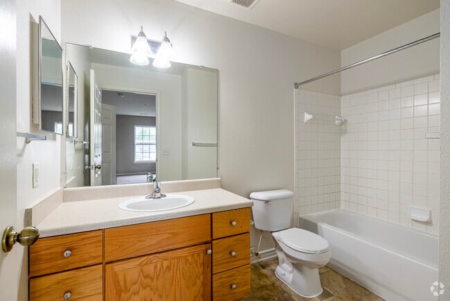 2BR, 2BA - 1,115SF - Lancaster - Primary Bathroom - Stratford Place at Brownstown
