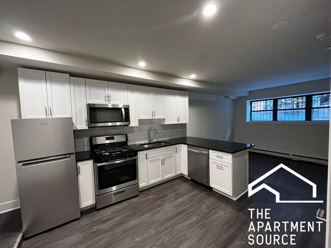 Photo - 720 W Grace St Unit 3S