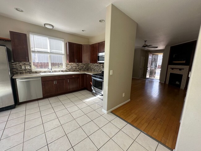 Photo - 2102 Red Blossom Ct