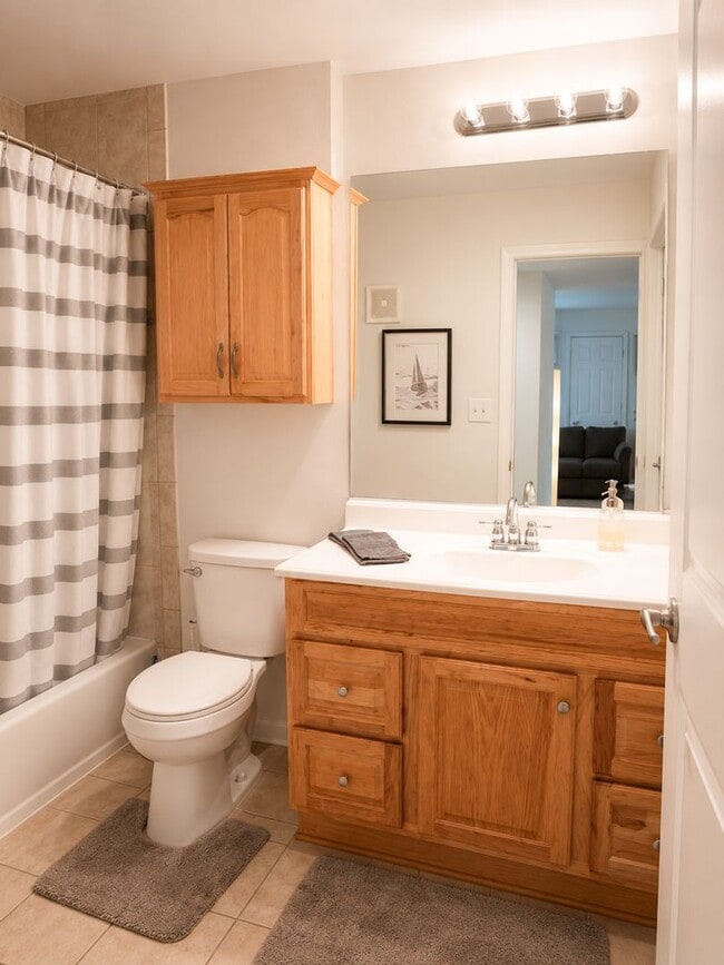 Photo - 3150 Seasons Way