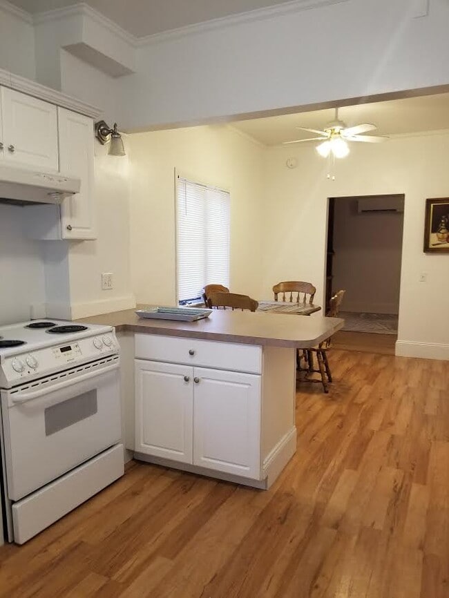 Photo - 44 Wood St Unit 2