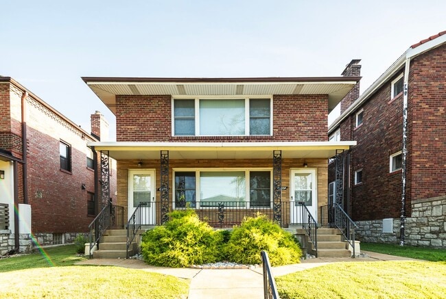 Building Photo - 6209 Loran Ave Unit 6209