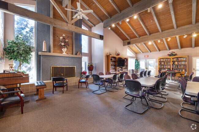 Oak Terrace Senior - Clubhouse with Card Room and Library