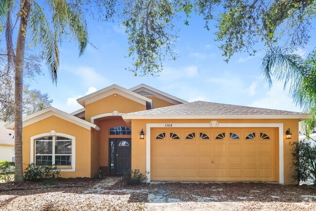 Building Photo - 3304 Pin Oak Ln Rental