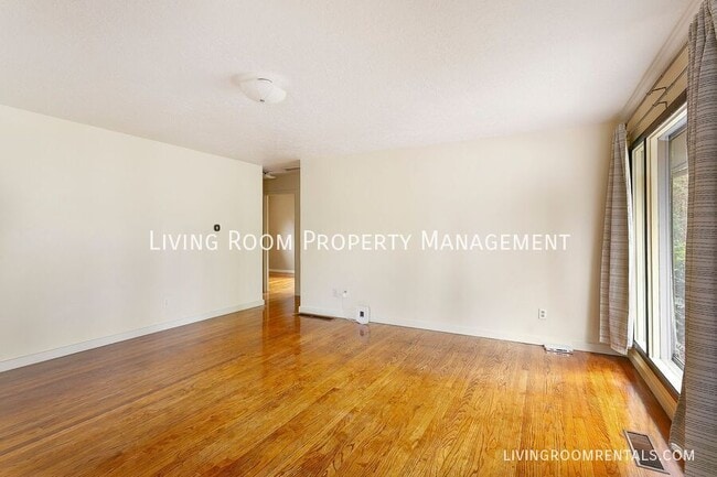 Photo - 8414 N Peninsular Ave