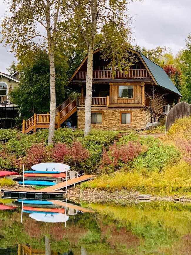 Building Photo - 4 bedroom  Whitefish River Cabin