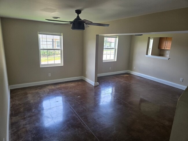 Photo - 1028 Watauga St Unit Apt 1
