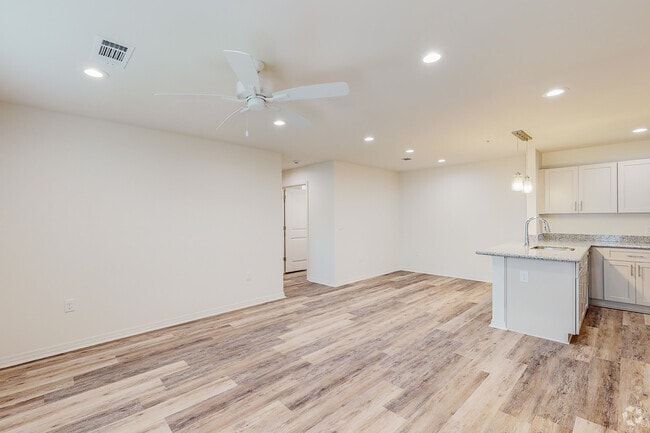 2BD 2BA 1,063SF