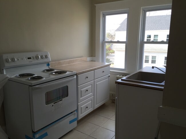 Photo - 50 Louis St Unit 3