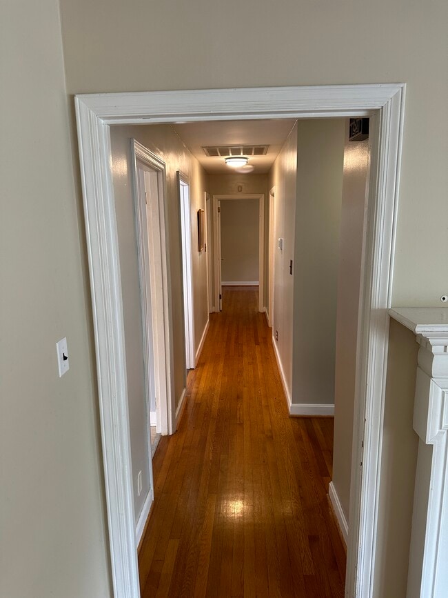 Photo - 1811 Nash St NW