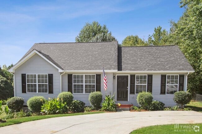 Building Photo - 2300 Saluda Dr Rental