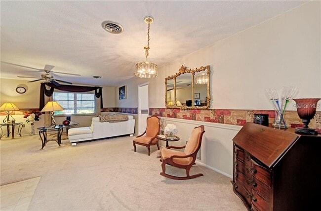Photo - 910 Caples St