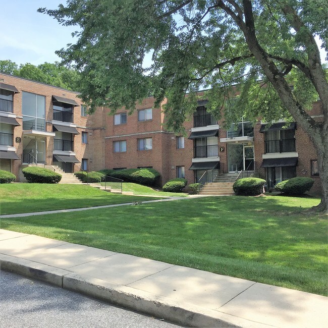 Waterford Apartments Havertown, PA