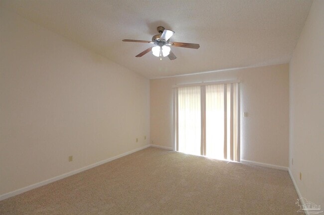 Photo - 601 N 61st Ave