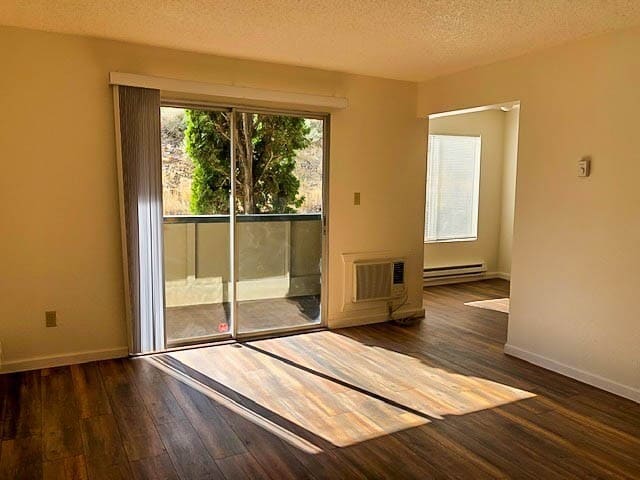 Photo - 3929 Clearacre Lane #193 Unidad 193