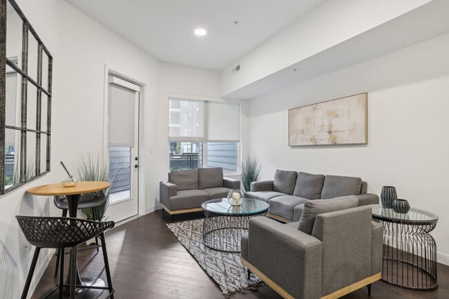 The Flats at Dorsett Ridge