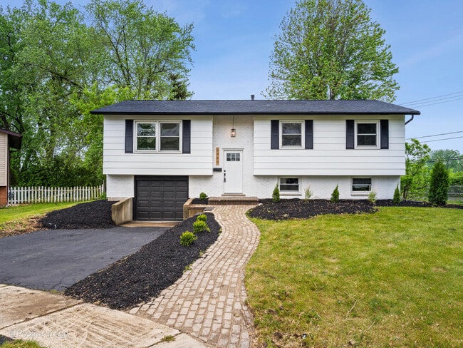 Photo - 6950 Longmeadow Ln House