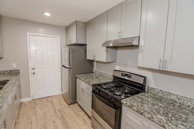 Photo - 1651 Northwood St Unit 1651