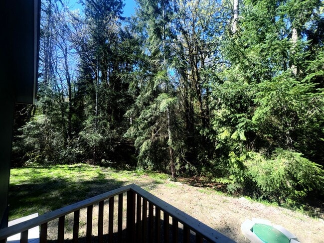 Photo - Remodeled 1BR Cottage on Private Wooded Lot