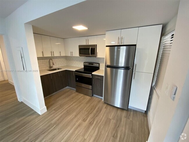 Building Photo - 11310 Peachtree Dr Unit A Rental