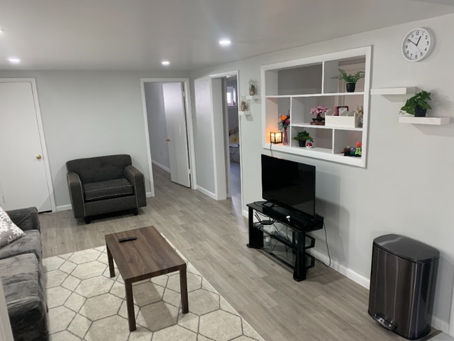 Photo - 214 Sand Creek Rd