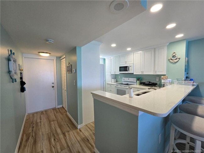 Photo - 10600 S Ocean Dr Unit 709
