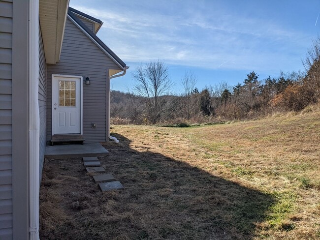 Photo - 3 Bedroom/2 Bath Home in Pacific School Di... Unit 145 horseshoe valley Dr