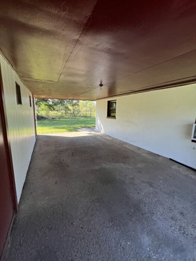 Photo - Charming 2 Bedroom Duplex on Sunshine Rd