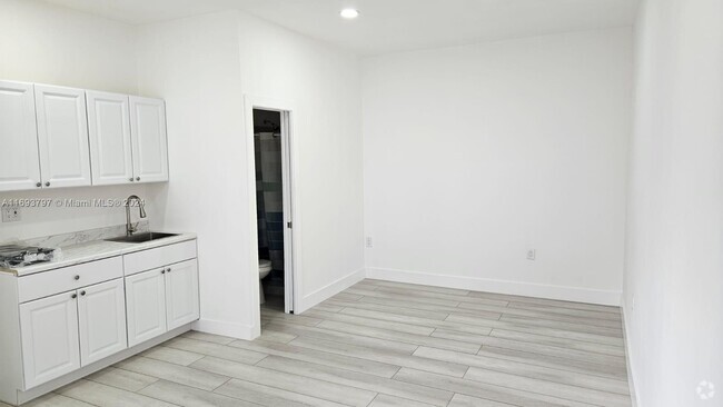 Building Photo - 11113 SW 156th Ct Unit 0 Rental