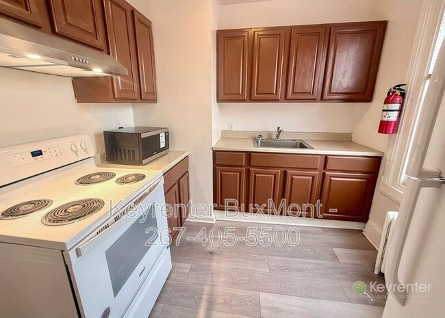 Photo - 16 N Rigby Ave Unidad Apartment 3