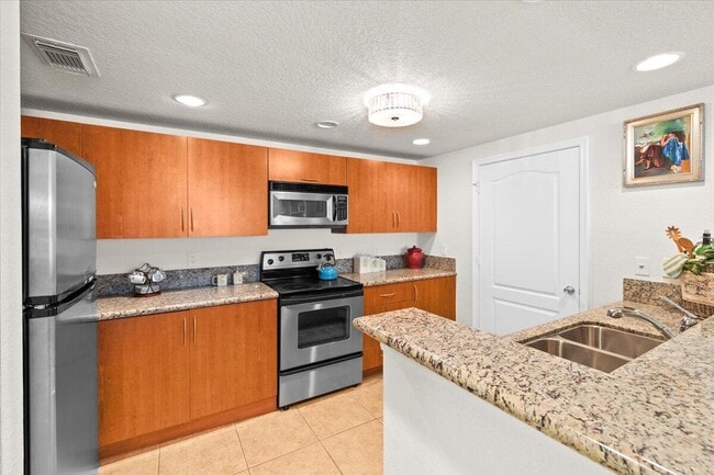 Photo - 158 SW Peacock Blvd Unidad 30-105 Rental
