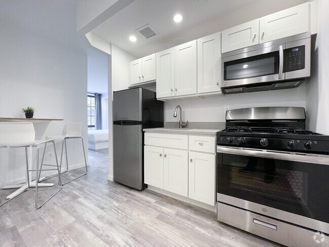 Building Photo - 433 W 53rd St Unit 2B Rental