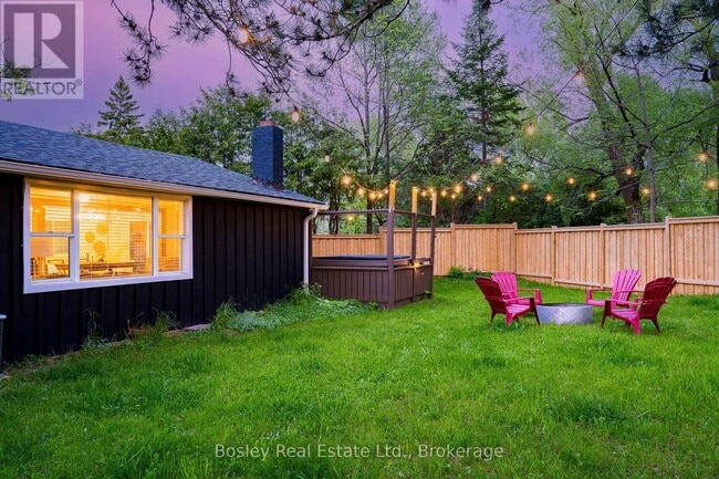 Photo - 102 Helen St