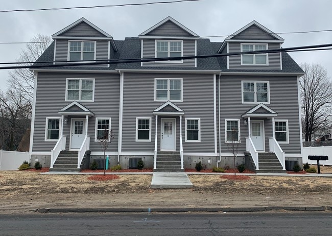 Vista frontal - 16 Balmforth Ave Unidad 2