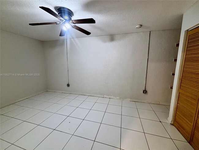 Photo - 17252 SW 149th Pl Unit 0