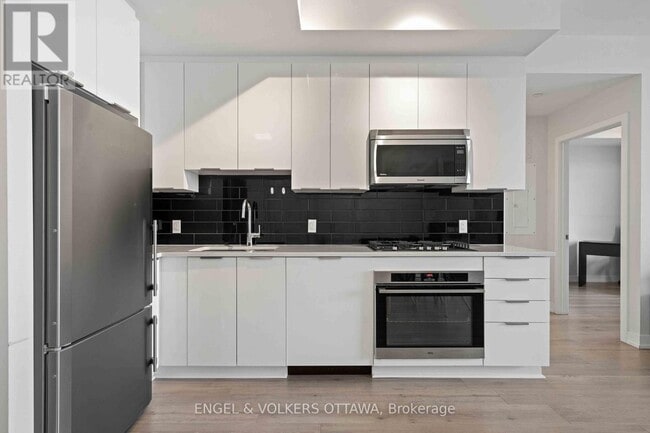 Photo - 530 De Mazenod Ave Unité 509