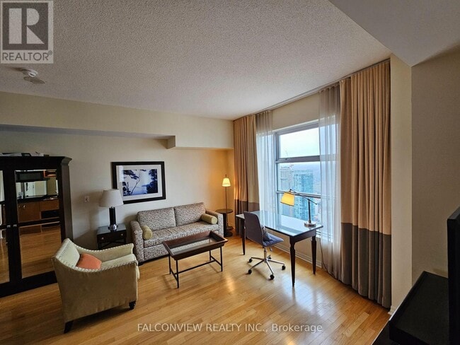 Photo - 1 King St W Unité 4606