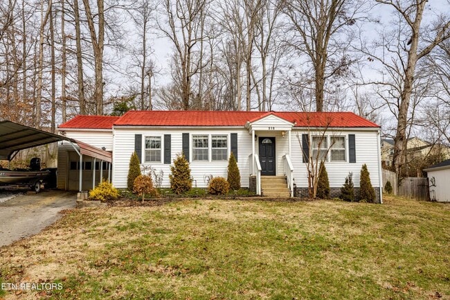 Building Photo - 319 Hermitage Dr Rental
