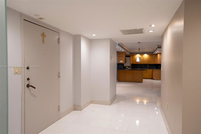 Photo - 2333 Brickell Ave Condominio