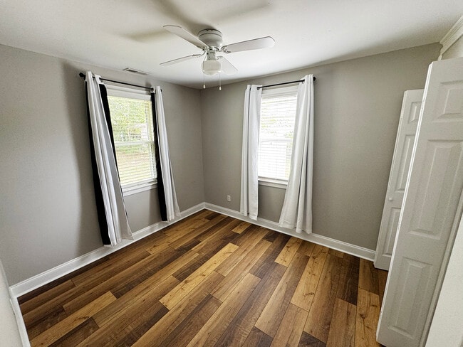 Photo - 622 Rosemont Ave