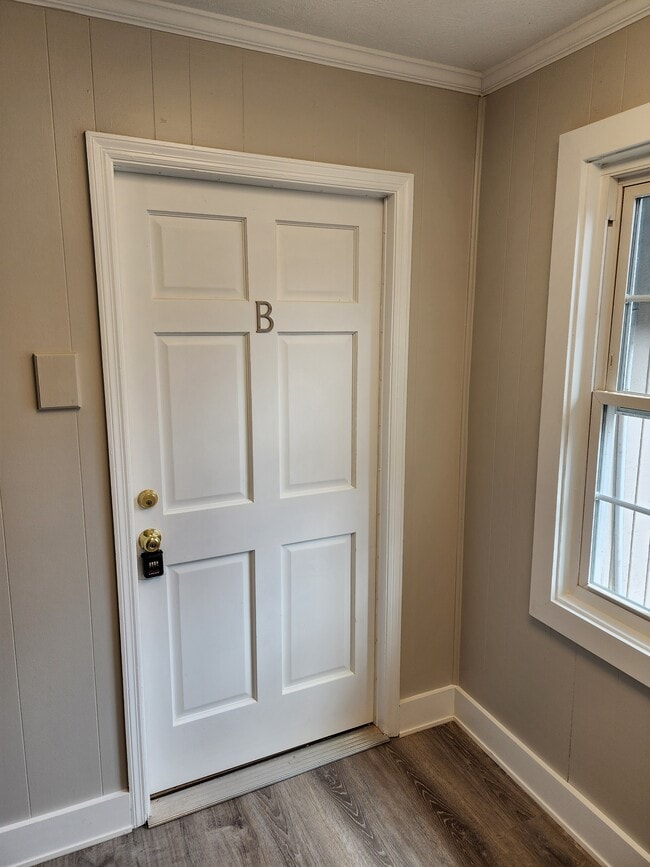 Photo - 325 Winding River Dr