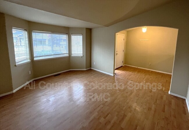 Photo - 7803 Guinness Way