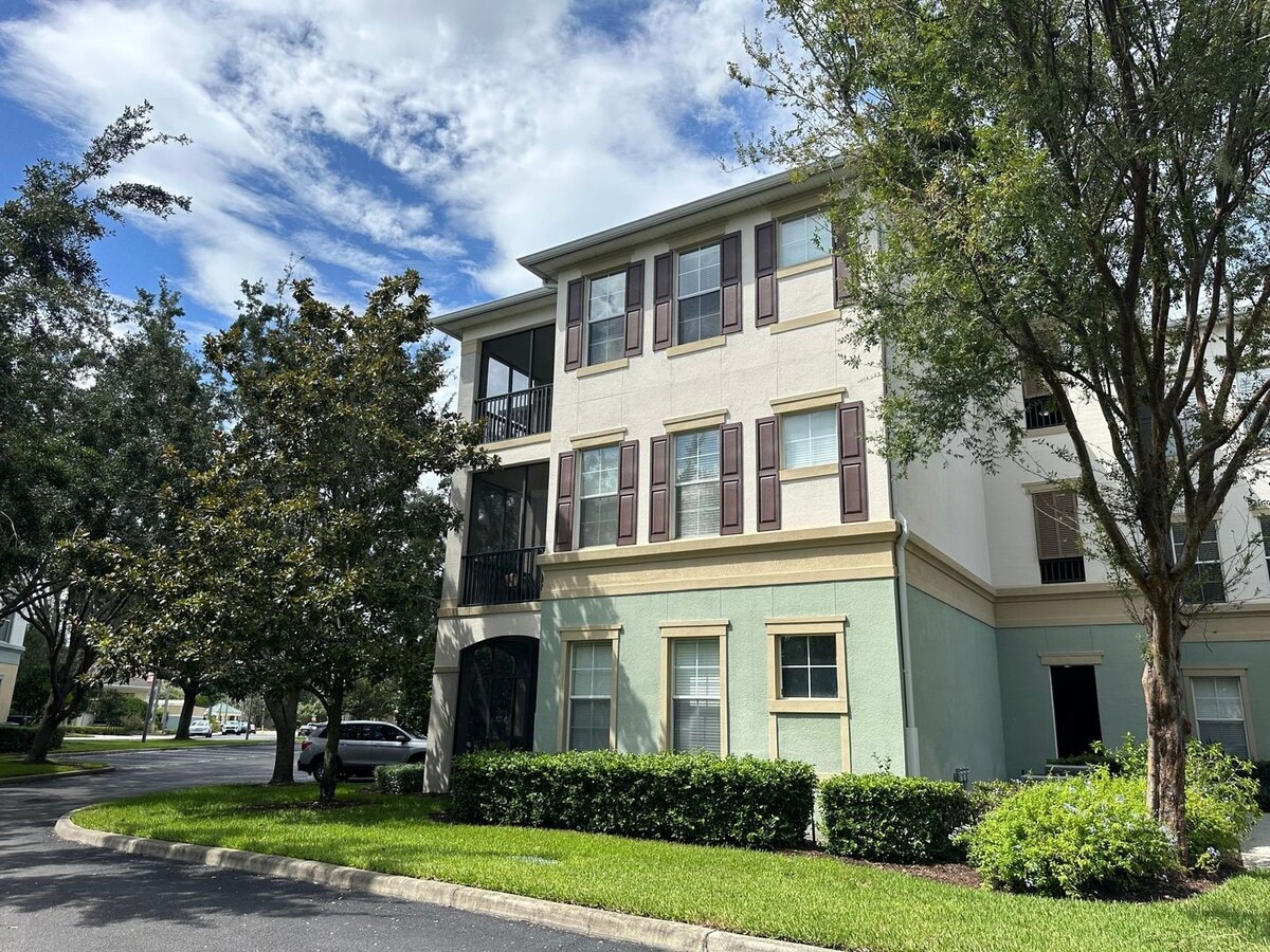 Lakeside at Lakes of Windermere, 3rd Floor... - Lakeside at Lakes of Windermere, 3rd Floor...