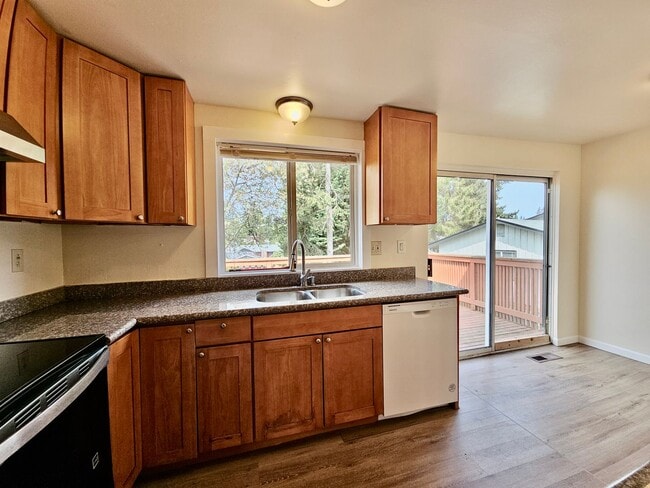 Photo - Beautiful Updated 4BR Home with Large Yard & Deck in Renton Cascade Community