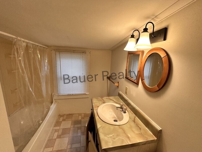 Photo - rd240 Unit 240