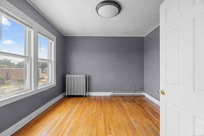 Photo - 204 South St