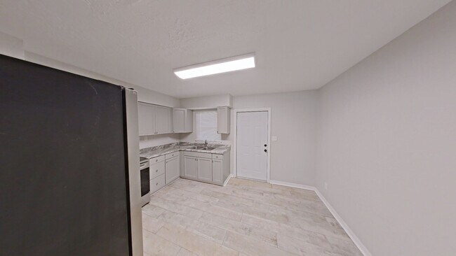 Photo - NE 16th Ave 1644-1648 Unit 1644