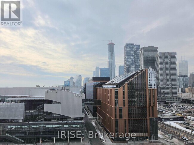 Photo - 15 Merchants' Wharf Unit 1235