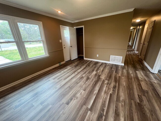 Photo - 3 bedroom 1 bathroom single level home