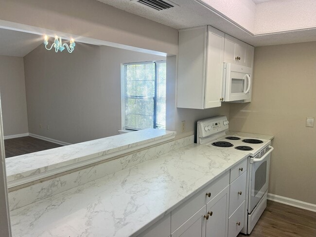 Photo - 2 BR, 1 Bath unit in Gated Community - Coming Soon!